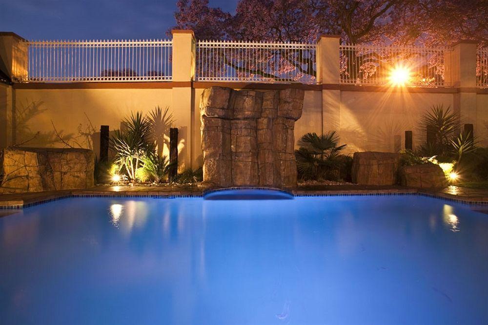 Sentinel Luxury Suite Hotel Pretoria-Noord 外观 照片